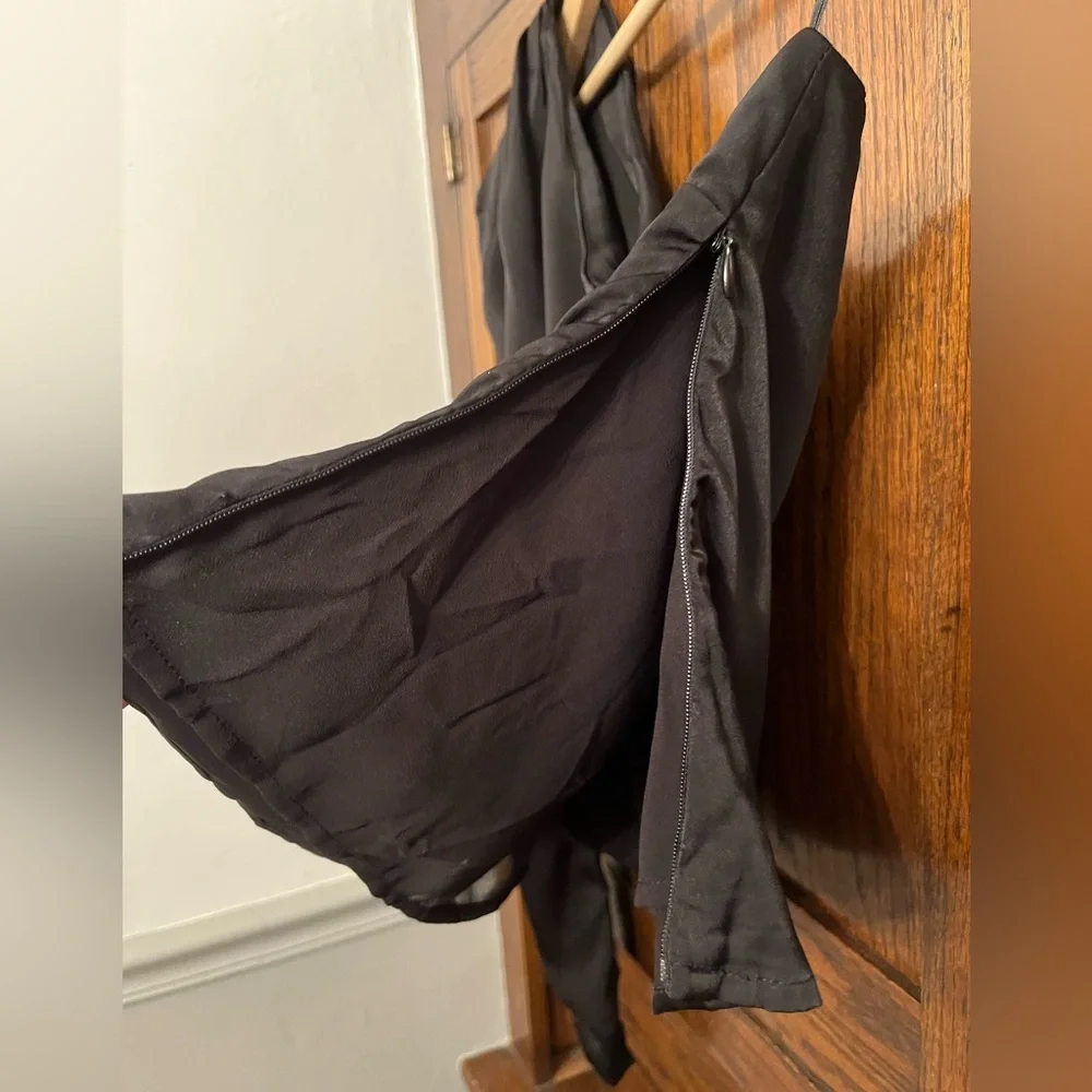 NWT ASTR the Label Silky Black One Sleeve Top Blouse, Small